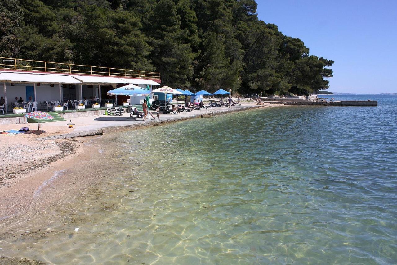 Apartments And Rooms By The Sea Palit, Rab - 5044 Zewnętrze zdjęcie