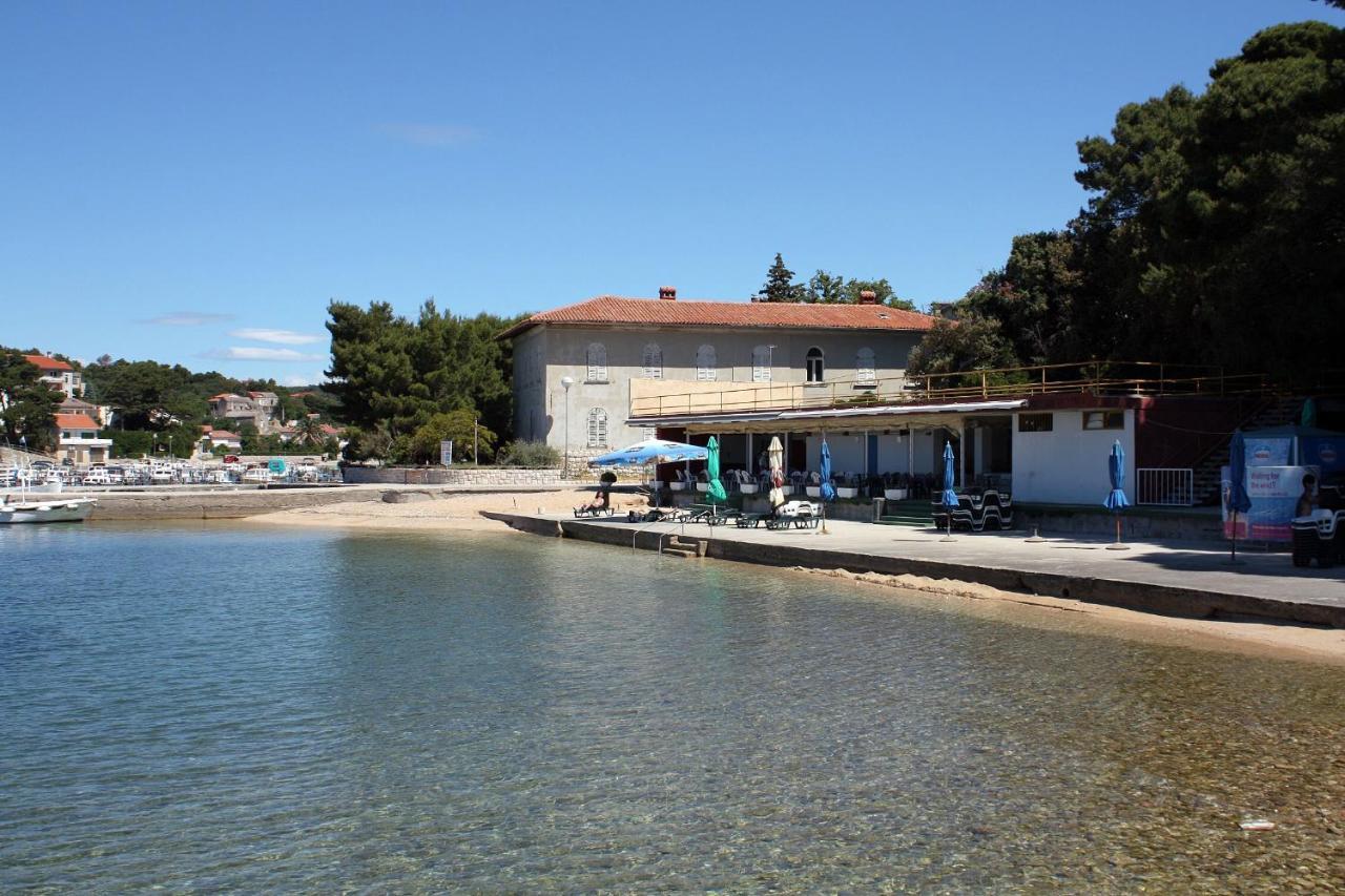 Apartments And Rooms By The Sea Palit, Rab - 5044 Zewnętrze zdjęcie
